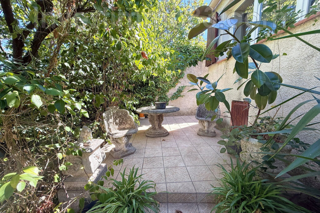 Proche des commodités, dans un quartier calme et recherché, ag – 4 pièces – 3 chambres – 95.00 m²