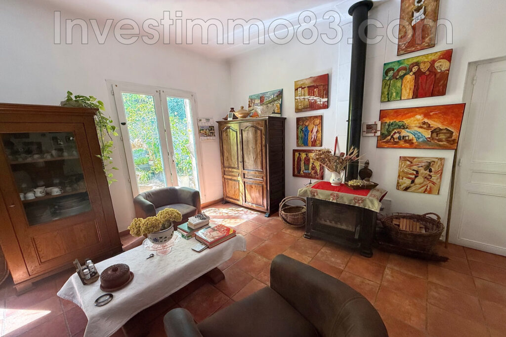 Proche des commodités, dans un quartier calme et recherché, ag – 4 pièces – 3 chambres – 95.00 m²