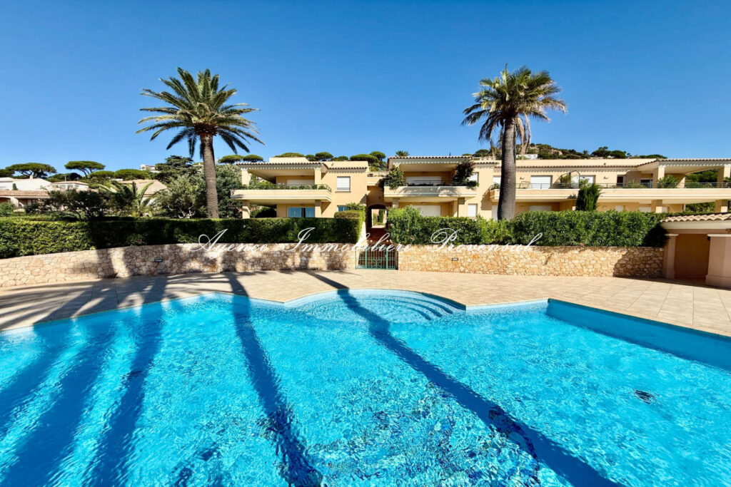 vente appartement 4 Pièce(s) – 4 pièces – 3 chambres – 106.00 m²