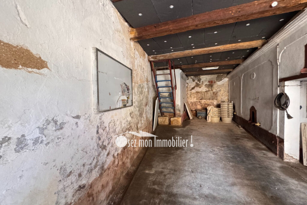 vente maison 8 Pièce(s) – 8 pièces – 5 chambres – 200.00 m²