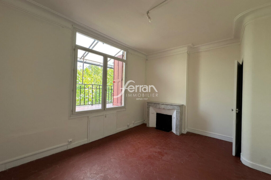 A vendre à Daguignan Appartement de type 3, centre ville – 3 pièces – 2 chambres – 63.80 m²