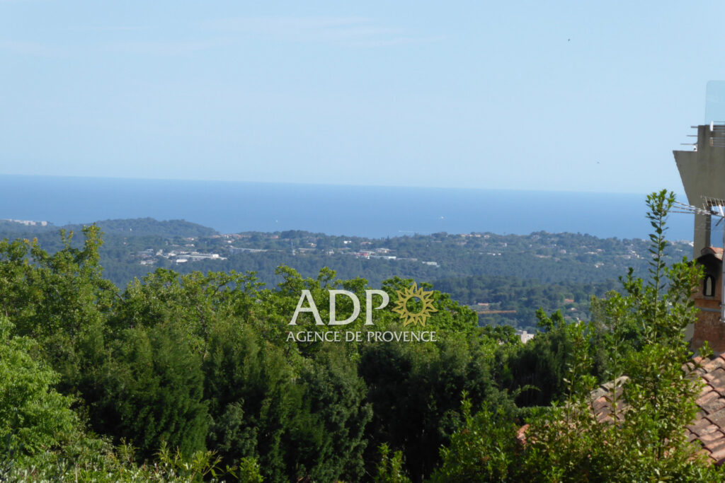 Coup de c½ur  Grasse, Résidence Émeraude – 3 pièces – 2 chambres – 68.08 m²