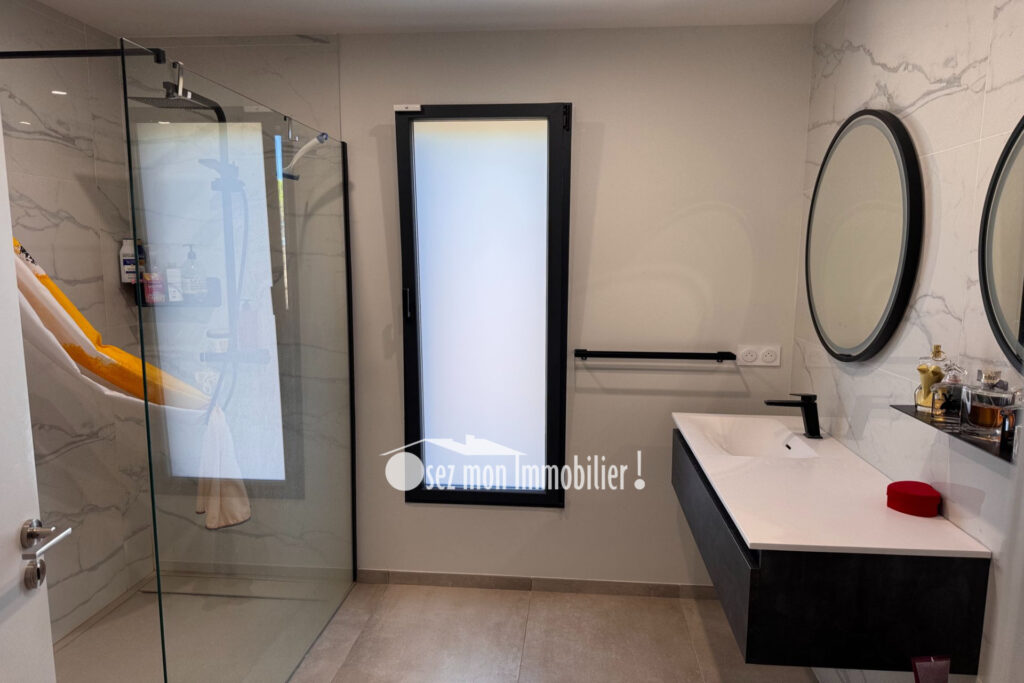 vente villa contemporaine 5 Pièce(s) – 5 pièces – 4 chambres – 174.00 m²