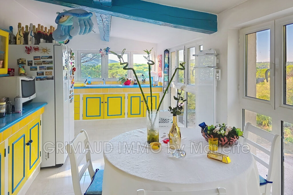 vente maison 6 Pièce(s) – 6 pièces – 3 chambres – 170.00 m²