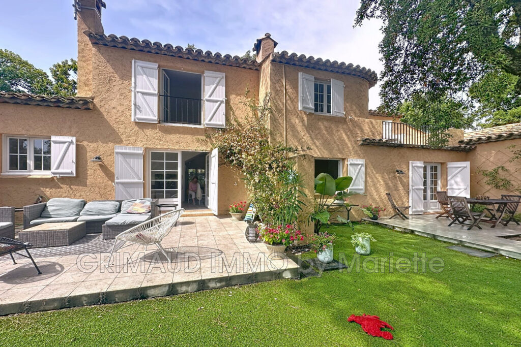 maison avec jardin, a pied de la mer – 5 pièces – 3 chambres – 119.18 m²