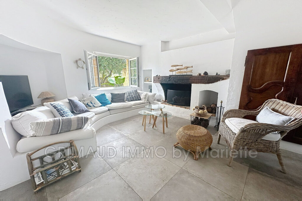 maison avec jardin, a pied de la mer – 5 pièces – 3 chambres – 119.18 m²