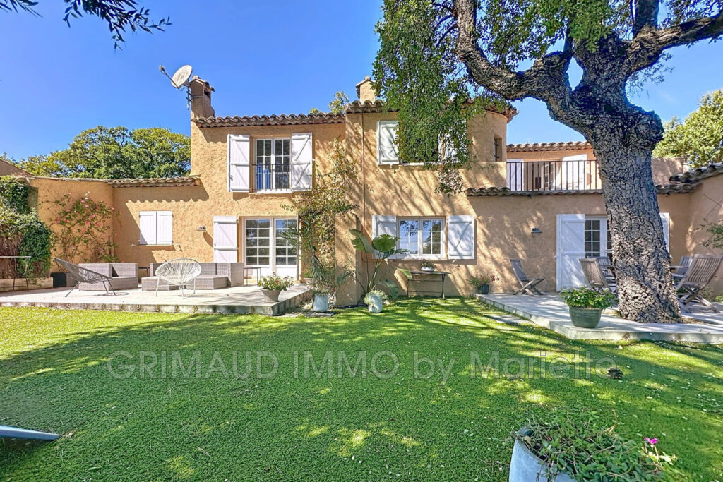 maison avec jardin, a pied de la mer – 5 pièces – 3 chambres – 119.18 m²