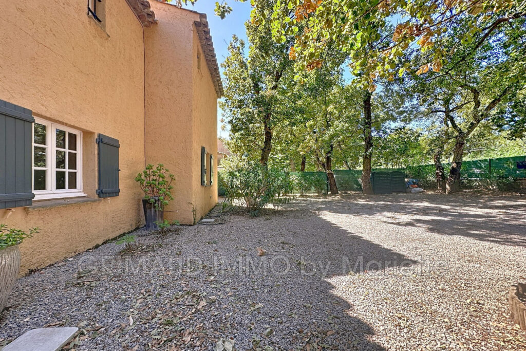 maison avec jardin, a pied de la mer – 5 pièces – 3 chambres – 119.18 m²