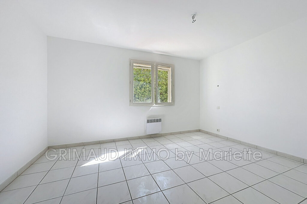 belle maison de plain pied, au calme avec piscine et 4 chambre – 5 pièces – 4 chambres – 4  – 155.00 m²