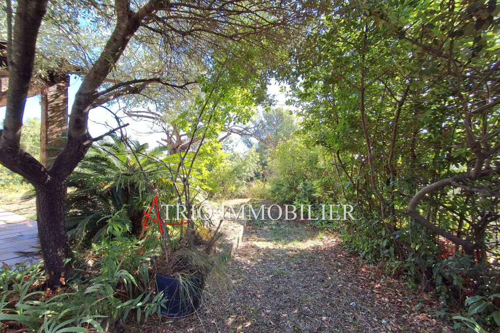 vente maison 7 Pièce(s) – 7 pièces – 5 chambres – 154.00 m²