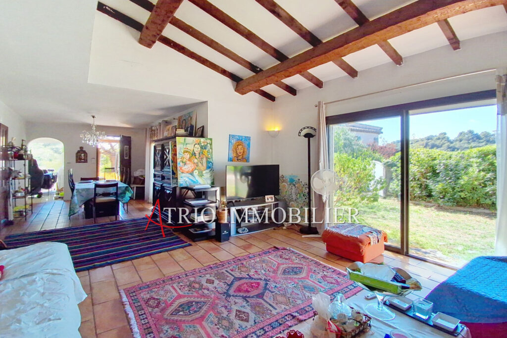 vente maison 7 Pièce(s) – 7 pièces – 5 chambres – 154.00 m²