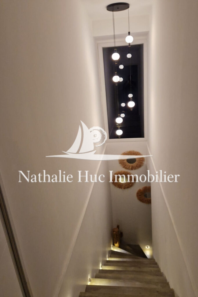 vente villa 5 Pièce(s) – 5 pièces – 4 chambres – 160.00 m²