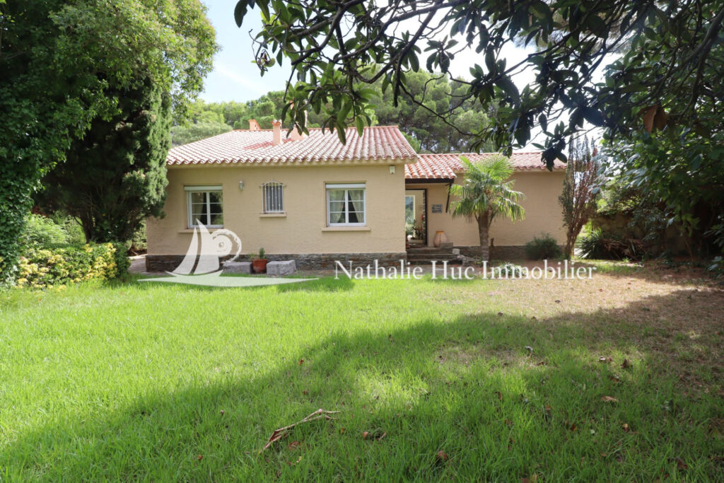 vente villa 6 Pièce(s) – 6 pièces – 5 chambres – 215.95 m²