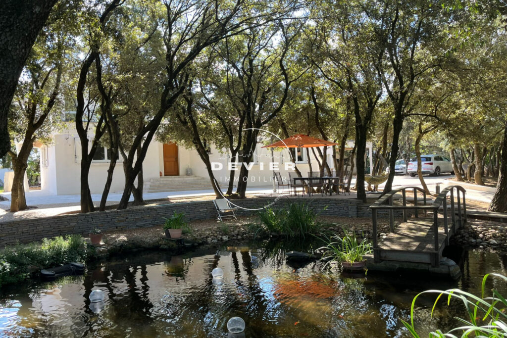 vente maison – NR pièces – 7 chambres – 330.00 m²