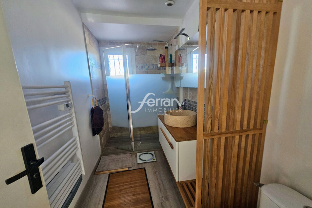 MAISON T5 AVEC JARDIN IDÉALE POUR VOTRE FAMILLE – 5 pièces – 3 chambres – 108.00 m²