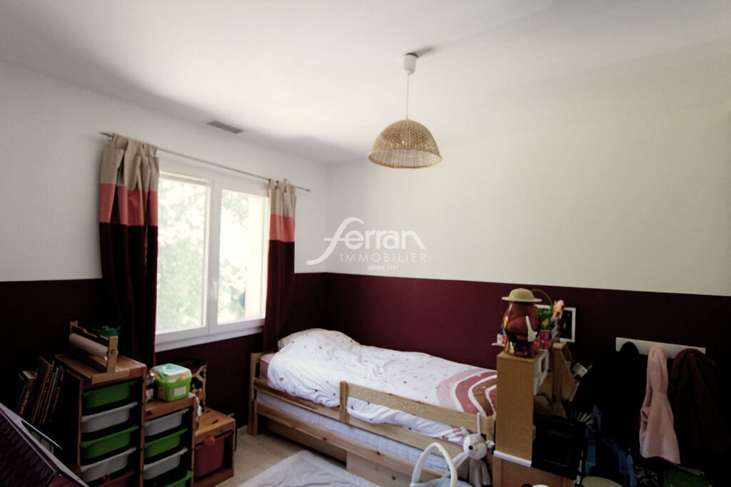 A vendre à Lorgues maison récente 105m² et 1068 m² de terrain  – 4 pièces – 3 chambres – 110.00 m²