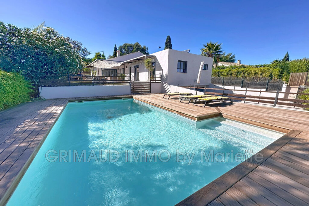 Belle villa contemporaine avec piscine et cuisine d’été – 5 pièces – 4 chambres – 168.00 m²