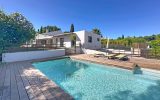 Belle villa contemporaine avec piscine et cuisine d’été – 5 pièces – 4 chambres – 168.00 m²