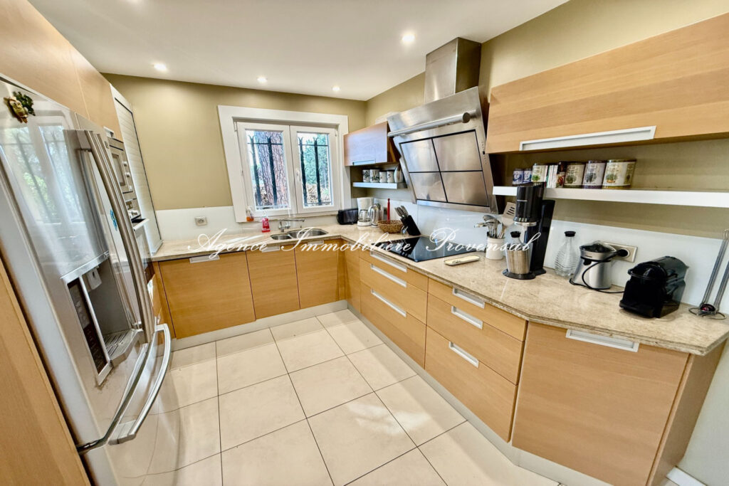 vente maison 5 Pièce(s) – 5 pièces – 4 chambres – 130.00 m²