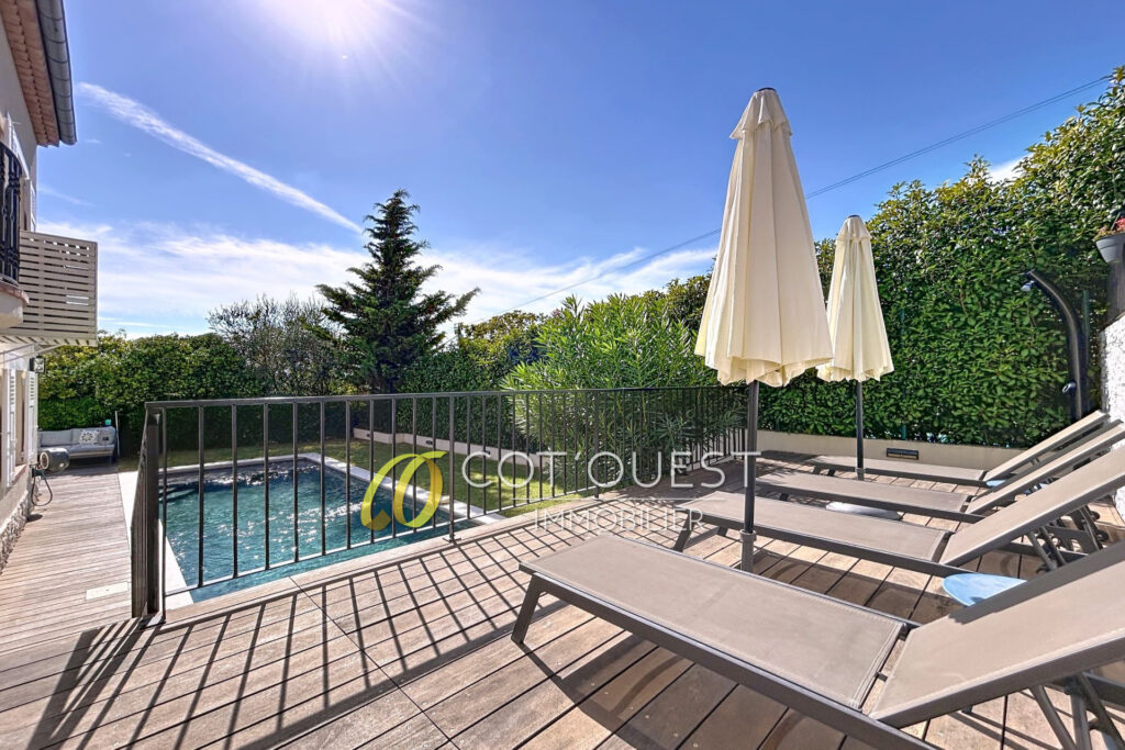 vente maison 6 Pièce(s) – 6 pièces – 5 chambres – 207.00 m²