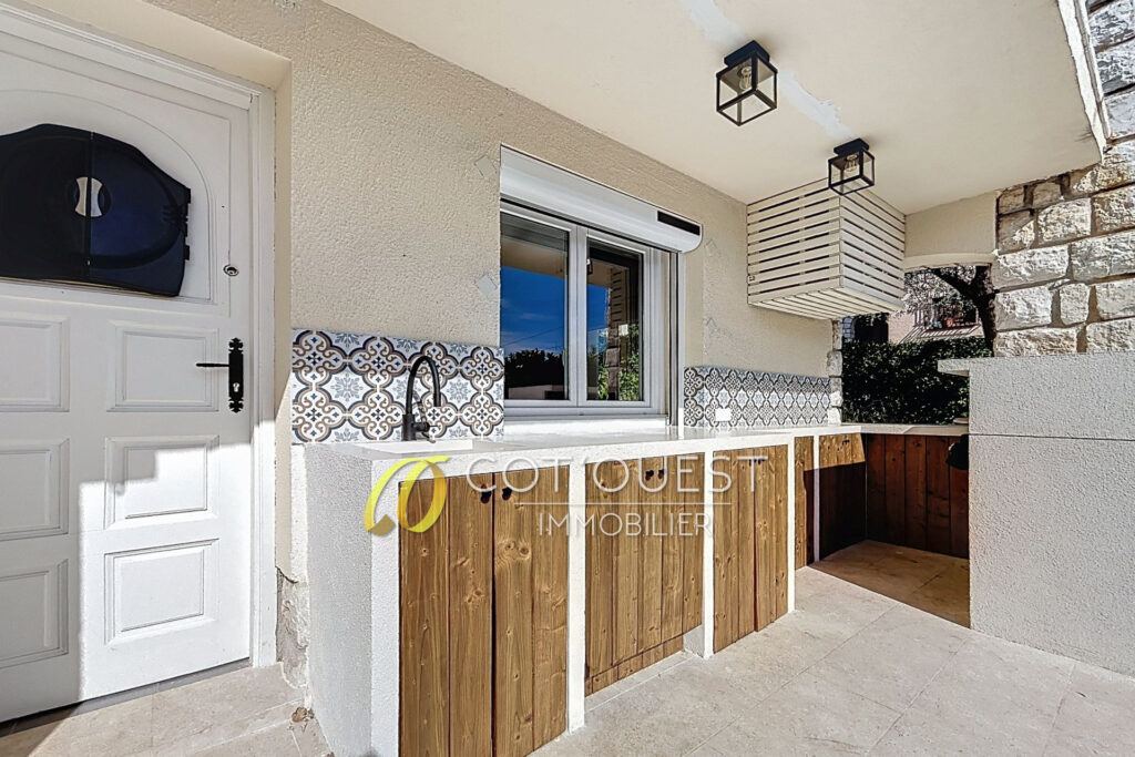 vente maison 6 Pièce(s) – 6 pièces – 5 chambres – 207.00 m²