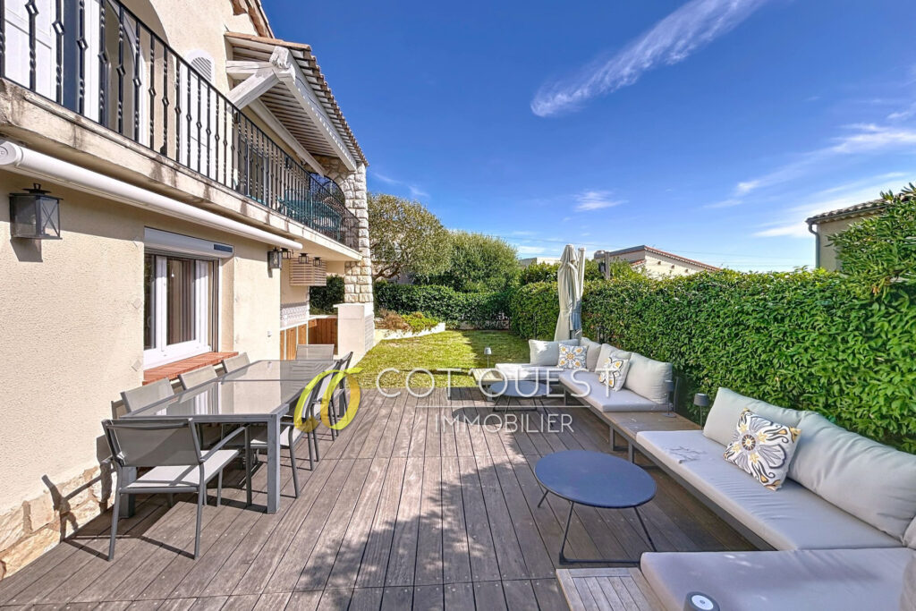 vente maison 6 Pièce(s) – 6 pièces – 5 chambres – 207.00 m²