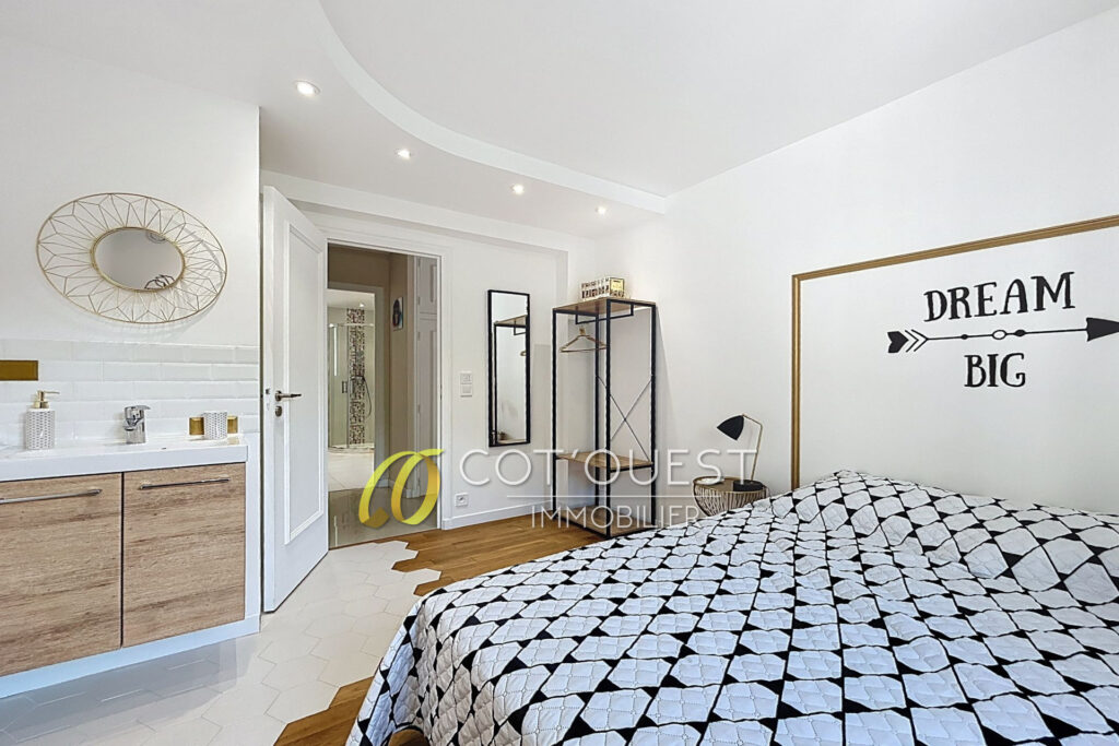 vente maison 6 Pièce(s) – 6 pièces – 5 chambres – 207.00 m²