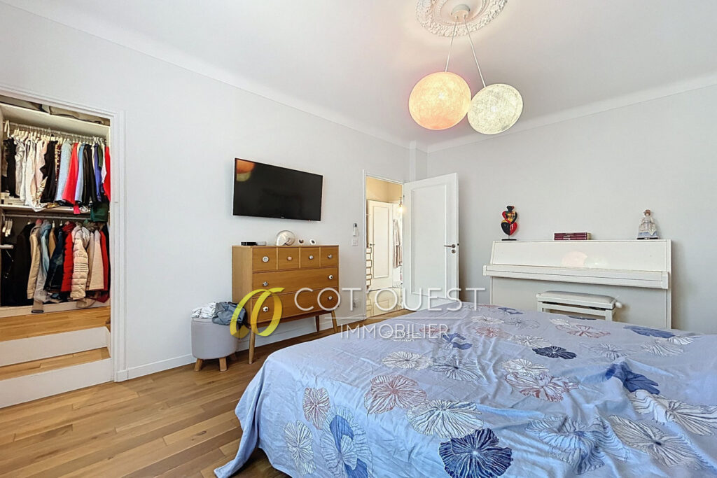 vente maison 6 Pièce(s) – 6 pièces – 5 chambres – 207.00 m²