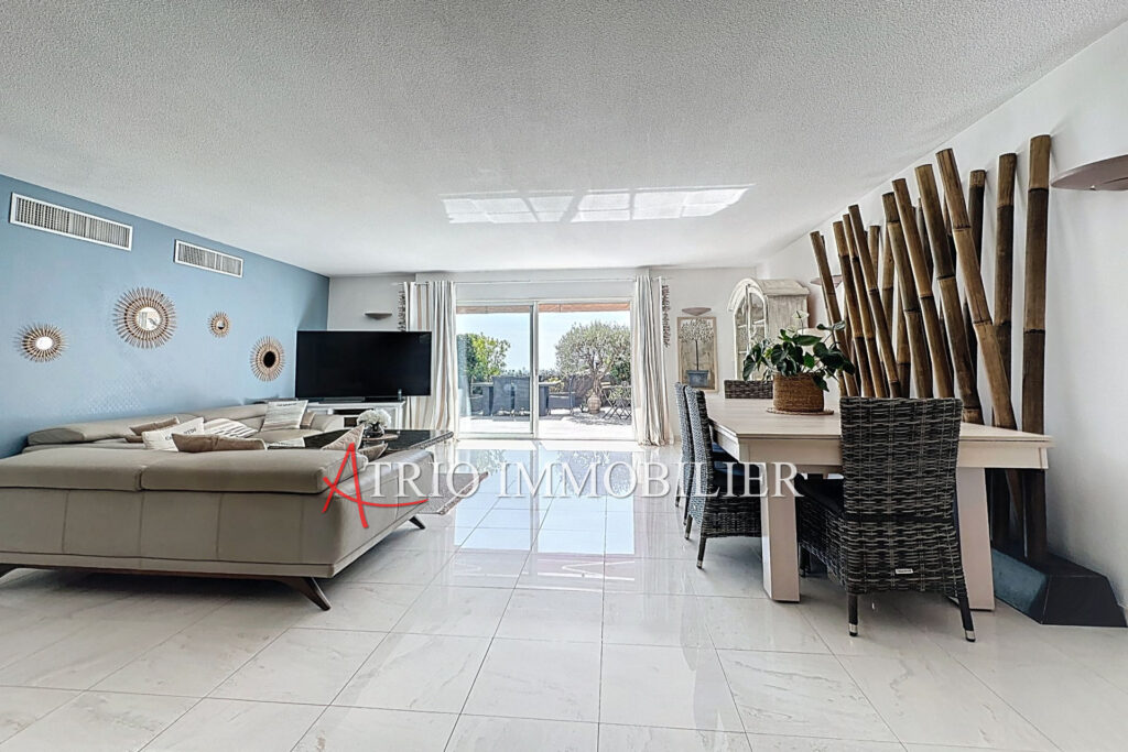 Rare à la vente, dans le secteur des plateaux Fleuris, magnifi – 4 pièces – 4 chambres – 122.00 m²