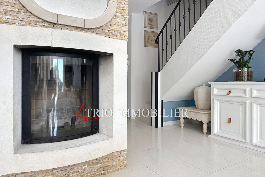 Rare à la vente, dans le secteur des plateaux Fleuris, magnifi – 4 pièces – 4 chambres – 122.00 m²