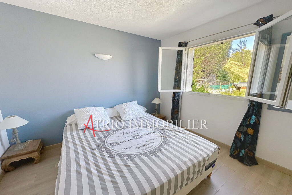 Rare à la vente, dans le secteur des plateaux Fleuris, magnifi – 4 pièces – 4 chambres – 122.00 m²