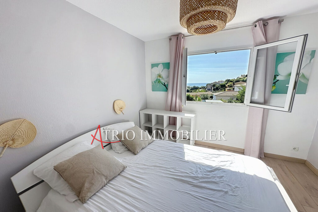 Rare à la vente, dans le secteur des plateaux Fleuris, magnifi – 4 pièces – 4 chambres – 122.00 m²