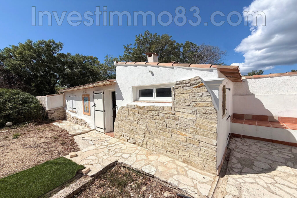 Dans un quartier calme et recherché, belle maison de type 6 de – 6 pièces – 4 chambres – 160.00 m²