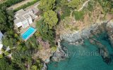 PROPRIÉTÉ D&rsquo;EXCEPTION – PIED DANS L&rsquo;EAU – VUE MER A COUPER LE  – 10 pièces – 8 chambres – 187.37 m²
