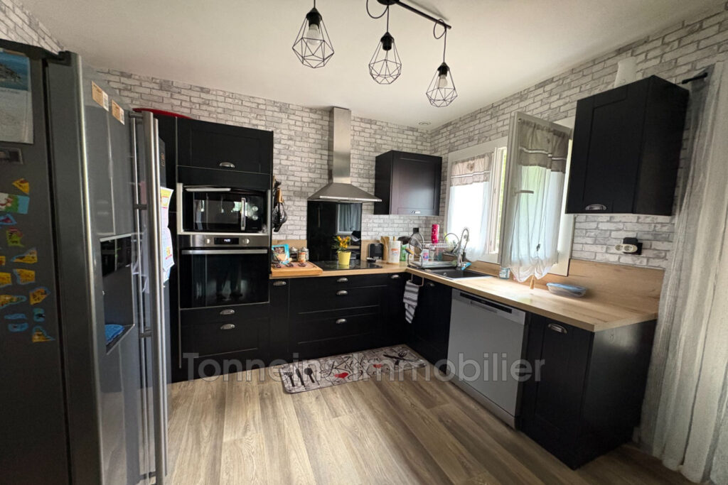vente maison 7 Pièce(s) – 7 pièces – 5 chambres – 175.00 m²