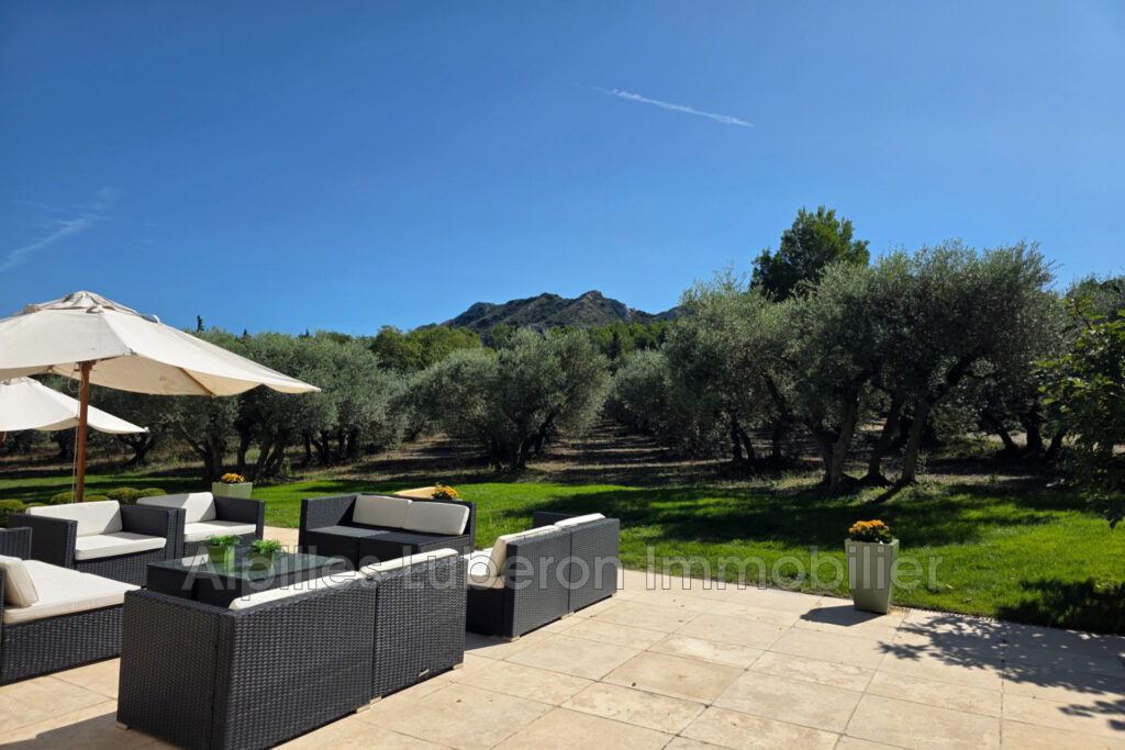 vente demeure de prestige 8 Pièce(s) – 8 pièces – 5 chambres – 275.00 m²