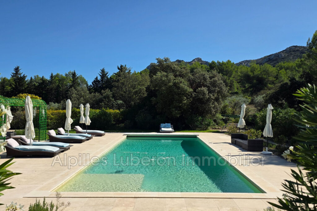 vente demeure de prestige 8 Pièce(s) – 8 pièces – 5 chambres – 275.00 m²