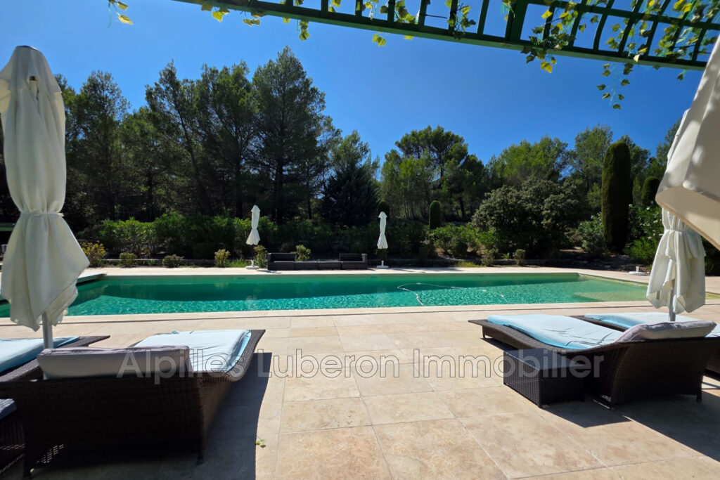 vente demeure de prestige 8 Pièce(s) – 8 pièces – 5 chambres – 275.00 m²