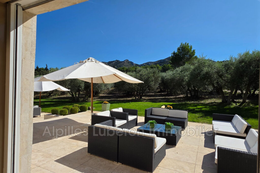 vente demeure de prestige 8 Pièce(s) – 8 pièces – 5 chambres – 275.00 m²