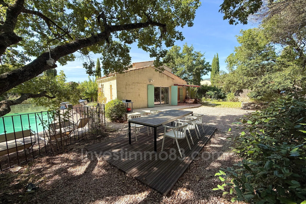 Dans un quartier calme et recherché, belle maison de type 6 de – 6 pièces – 4 chambres – 133.00 m²