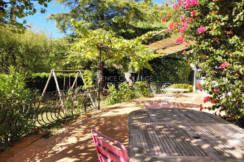 vente maison 7 Pièce(s) – 7 pièces – 6 chambres – 151.00 m²