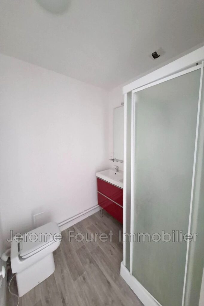 location appartement 4 Pièce(s) – 4 pièces – 3 chambres – 81.39 m²