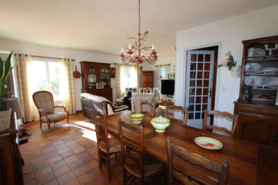 Proche village de Flayosc Villa 200m², 1448m² terrain et vue p – 6 pièces – 5 chambres – 206.00 m²