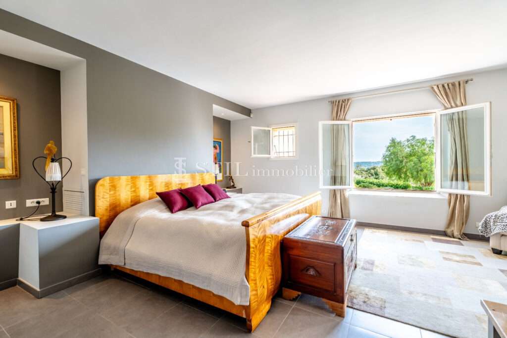 vente villa 6 Pièce(s) – 6 pièces – 5 chambres – 314.00 m²