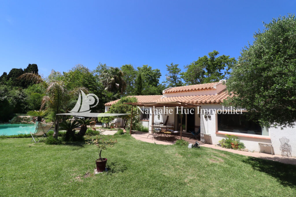 vente maison 5 Pièce(s) – 5 pièces – 4 chambres – 140.00 m²