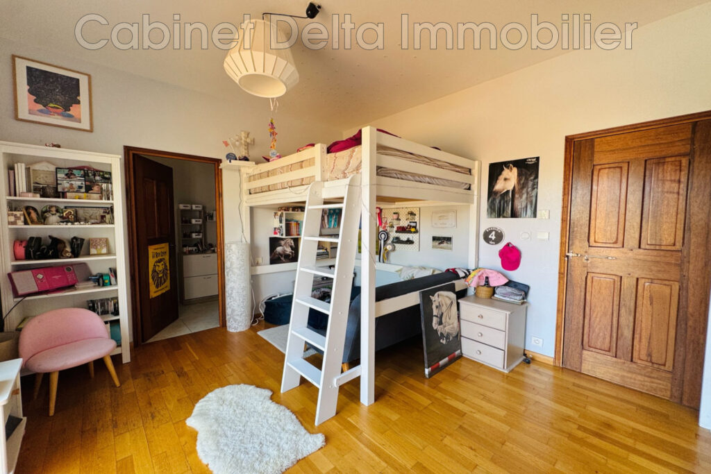 vente maison – NR pièces – 7 chambres