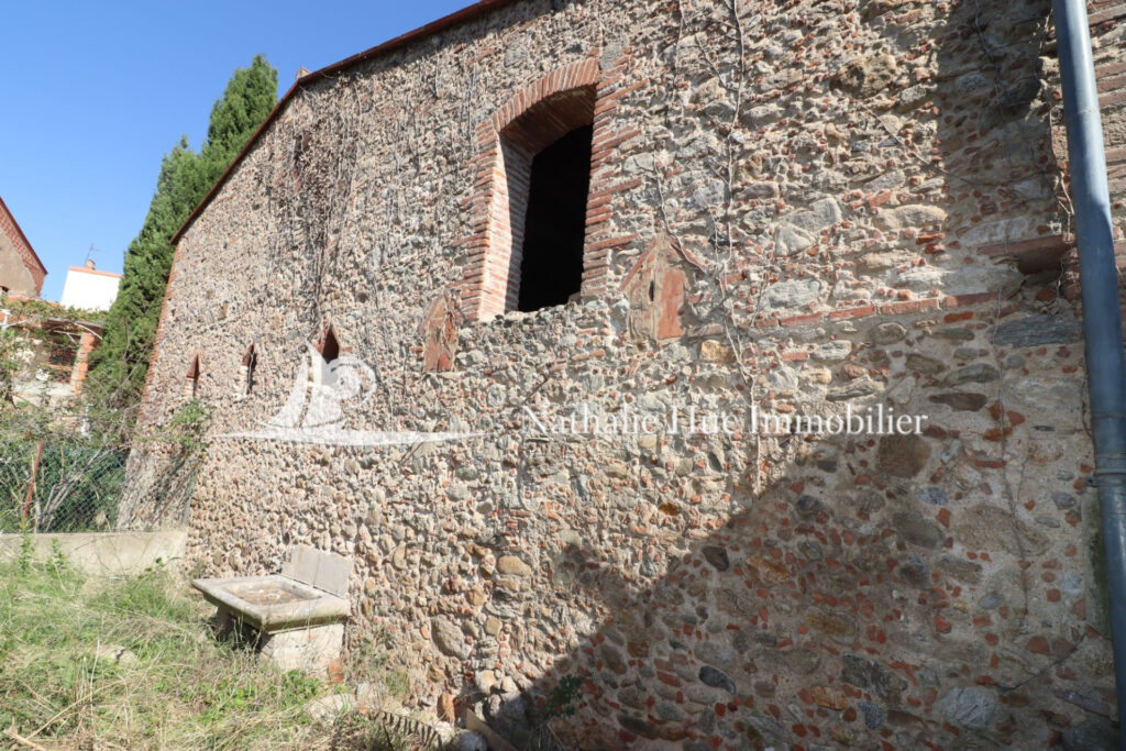 vente  – NR pièces – NR chambres – 200.00 m²