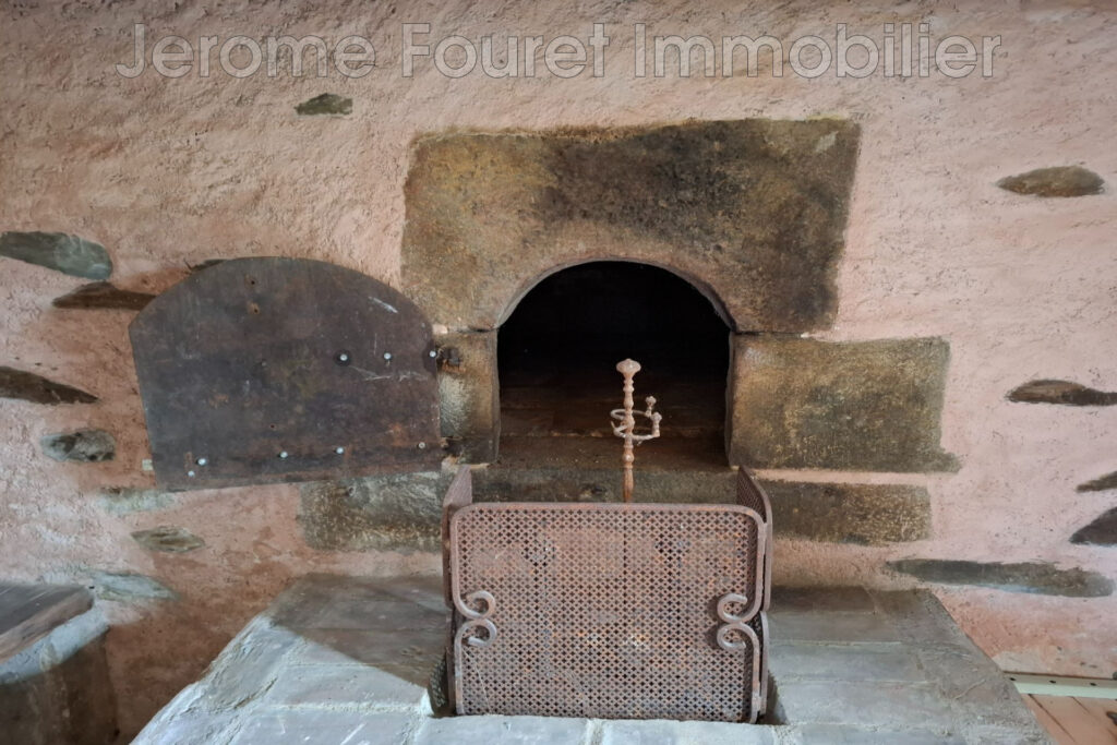 Fournil. – NR pièces – NR chambres – 20.00 m²