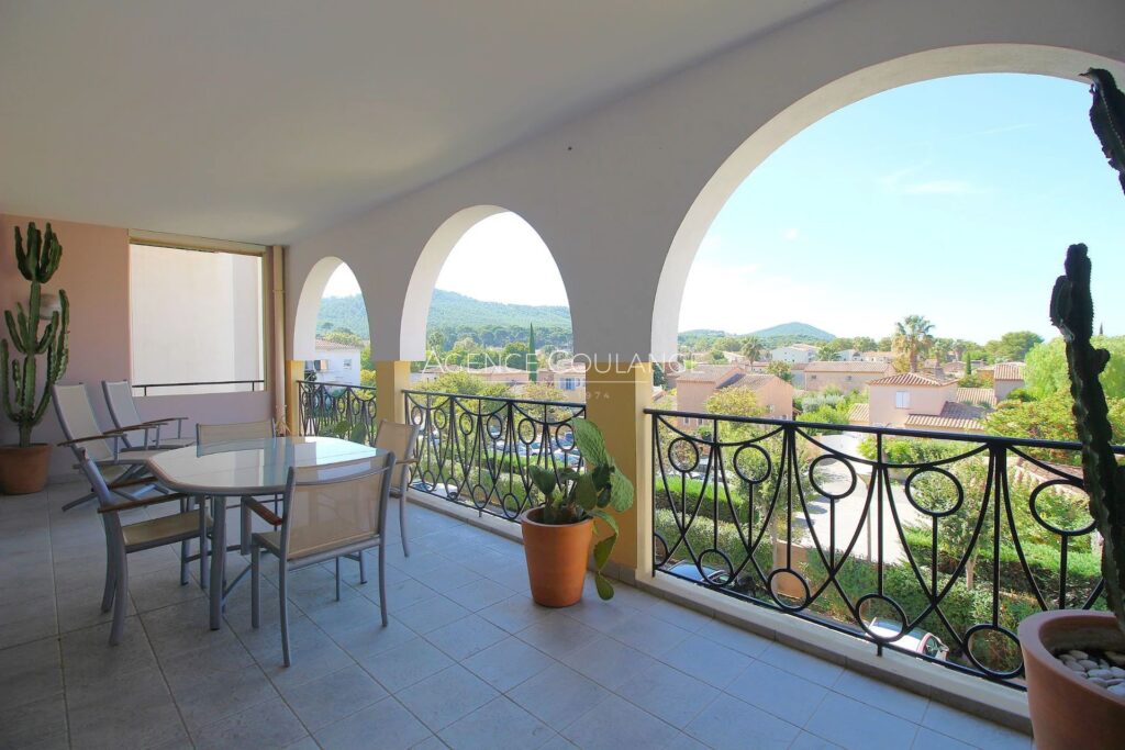 vente appartement 4 Pièce(s) – 4 pièces – 3 chambres – 100.00 m²