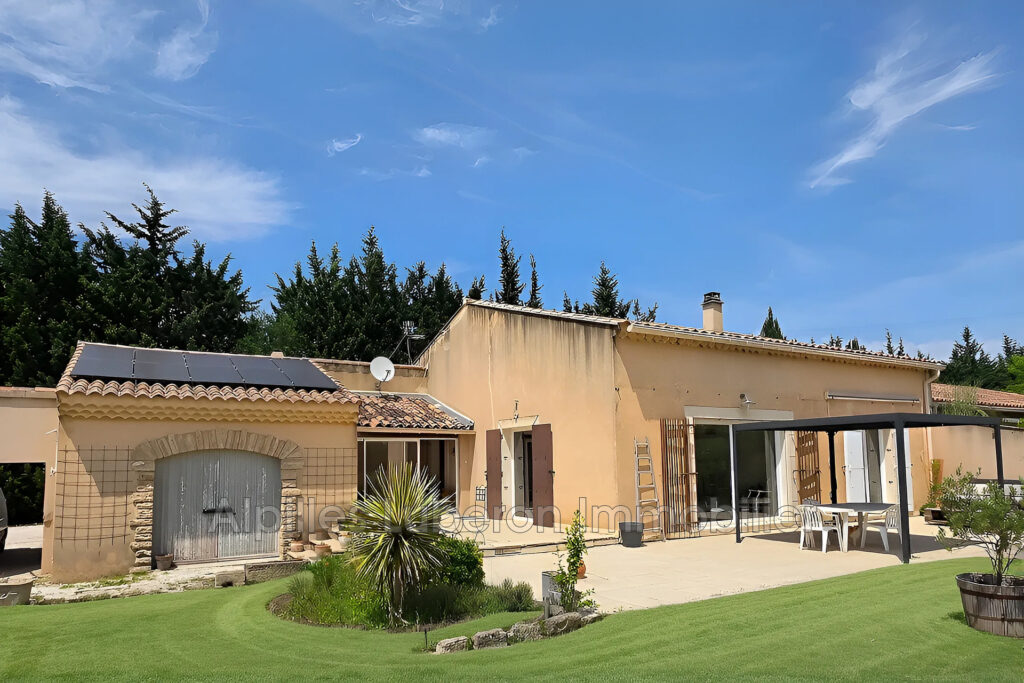 vente maison de campagne 5 Pièce(s) – 5 pièces – 4 chambres – 250.00 m²